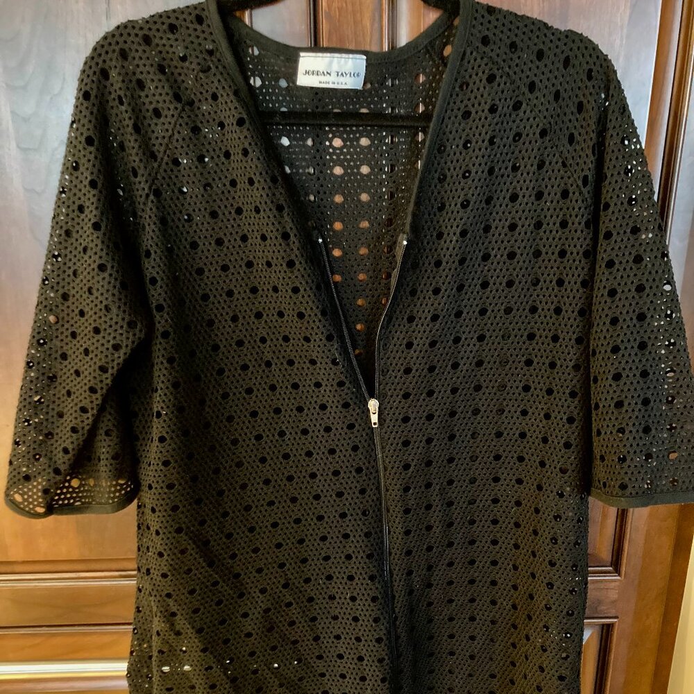 Black 3/4 Sleeve Zippered Beach Coverup, Size L/XL